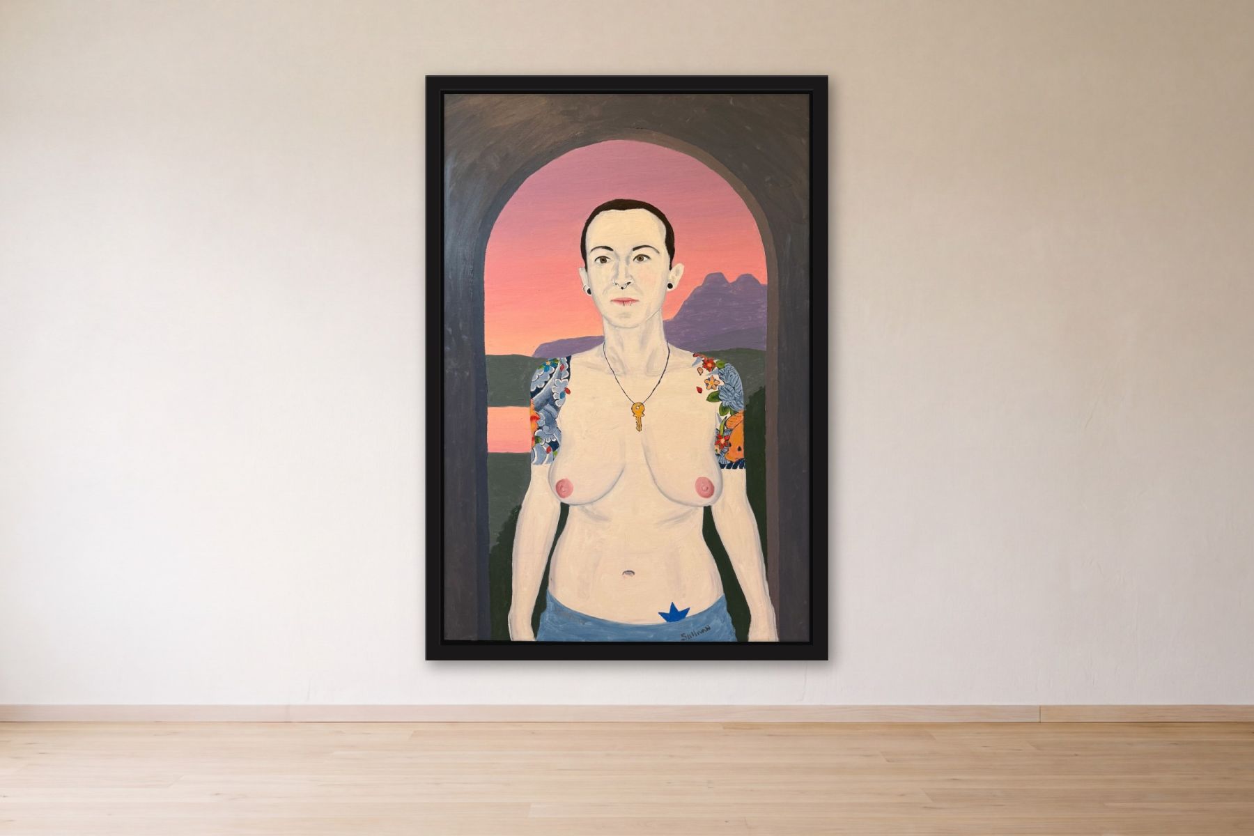 Key de Bill Sullivan, encadrée sur un mur de galerie